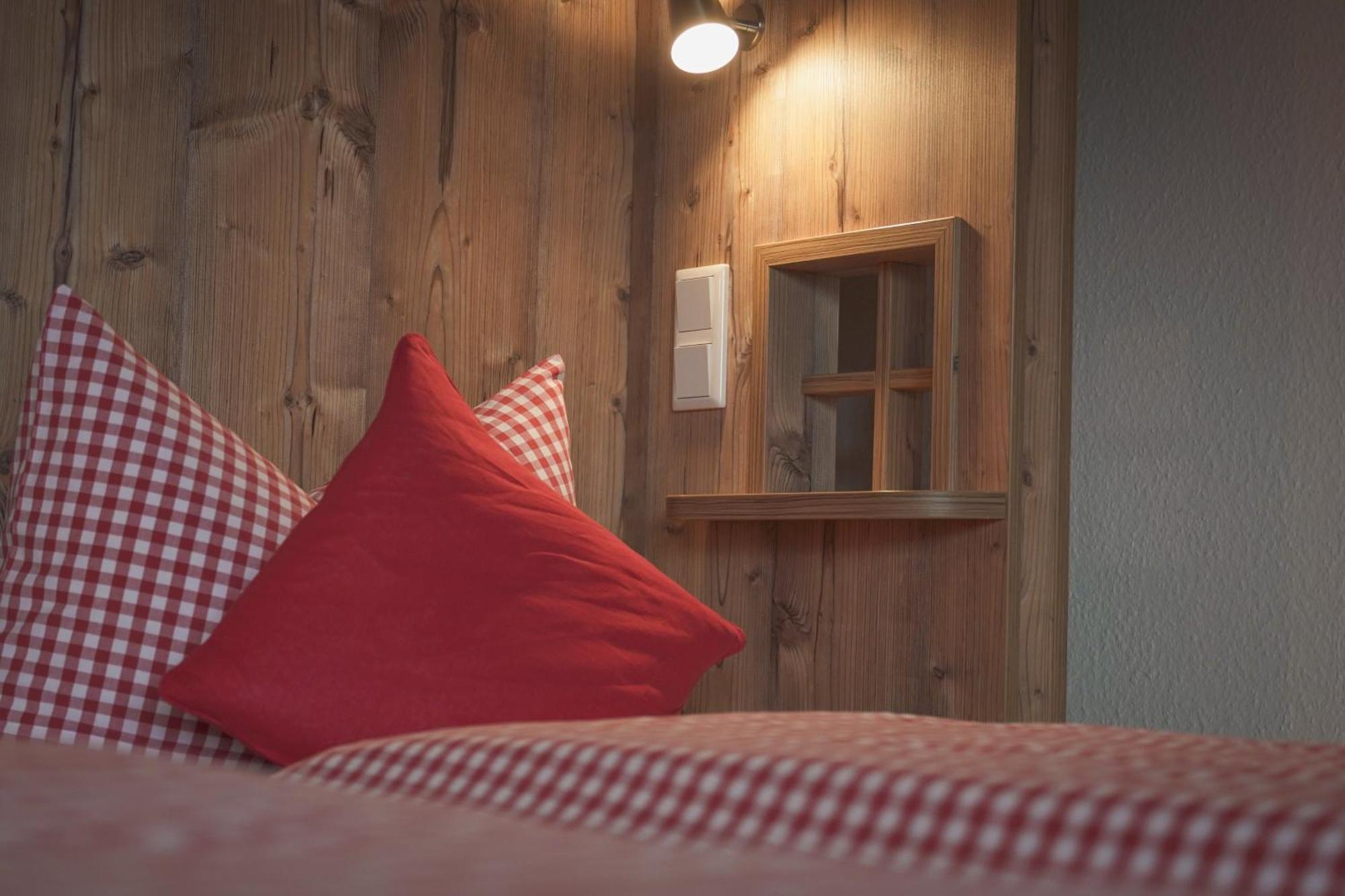 B&B Talstation Ferienwohnung Fuer 2 Personen Horselberg-Hainich Buitenkant foto